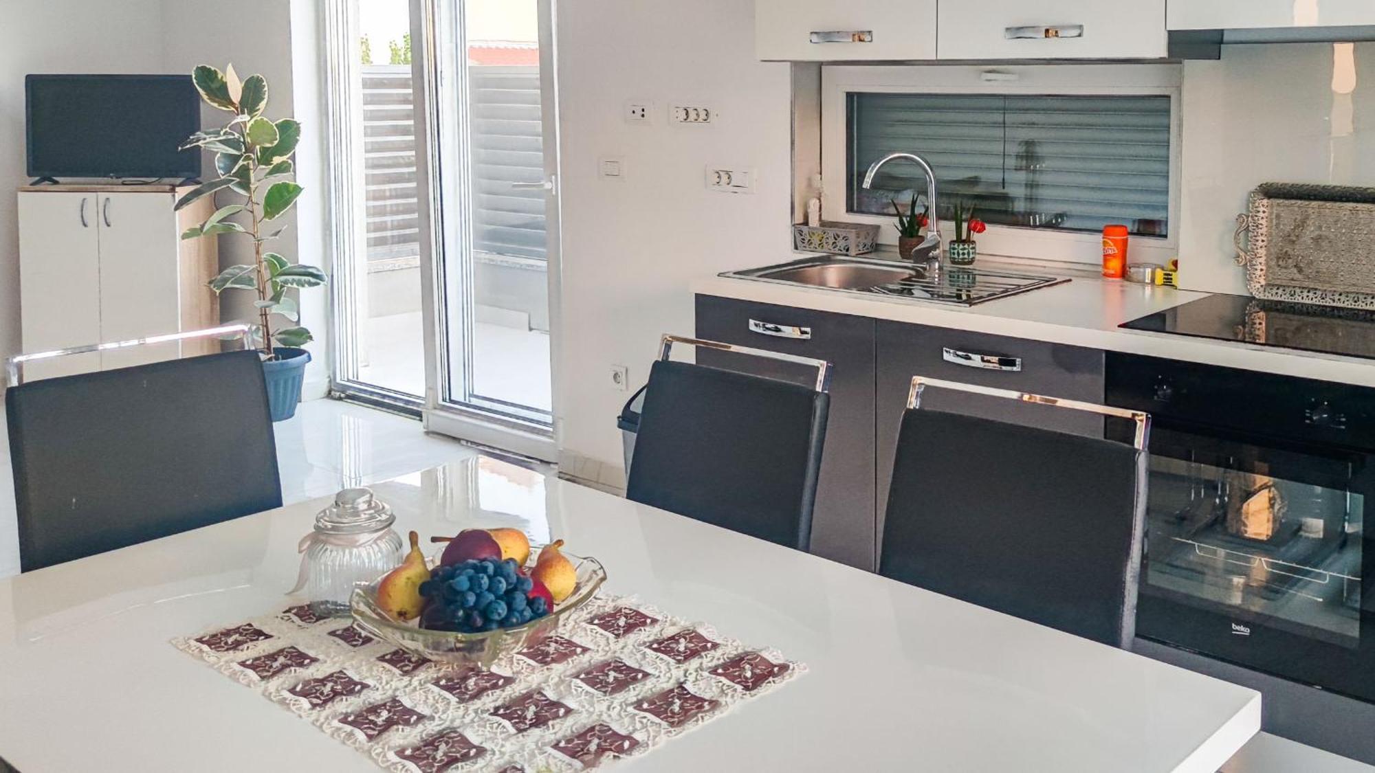 Km Exclusive Apartments Zadar Buitenkant foto